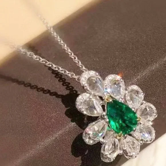 💎New Trendy CZ Silver Color Green Pendant Necklace, GPMB1396 - Picture 1 of 4